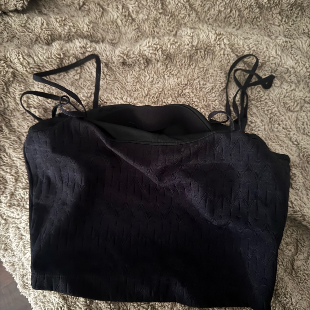 Black Strappy Top sports bra buff bunny size small black